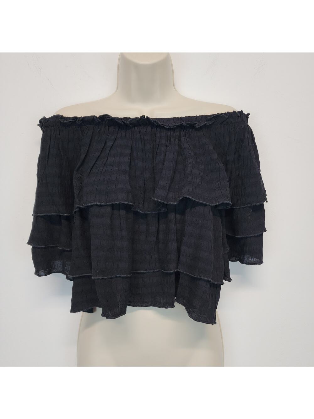 Womens Ruffle Tiered Crop Top Sz S Black Off Shoulder Flowy Whimsy Gypsy Pirate